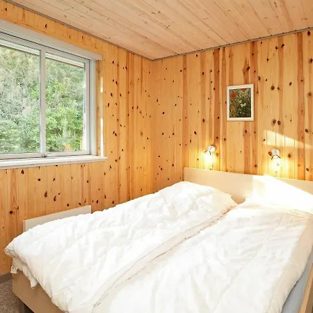Three-bedroom Holiday In By 1 Casa de Férias Ans